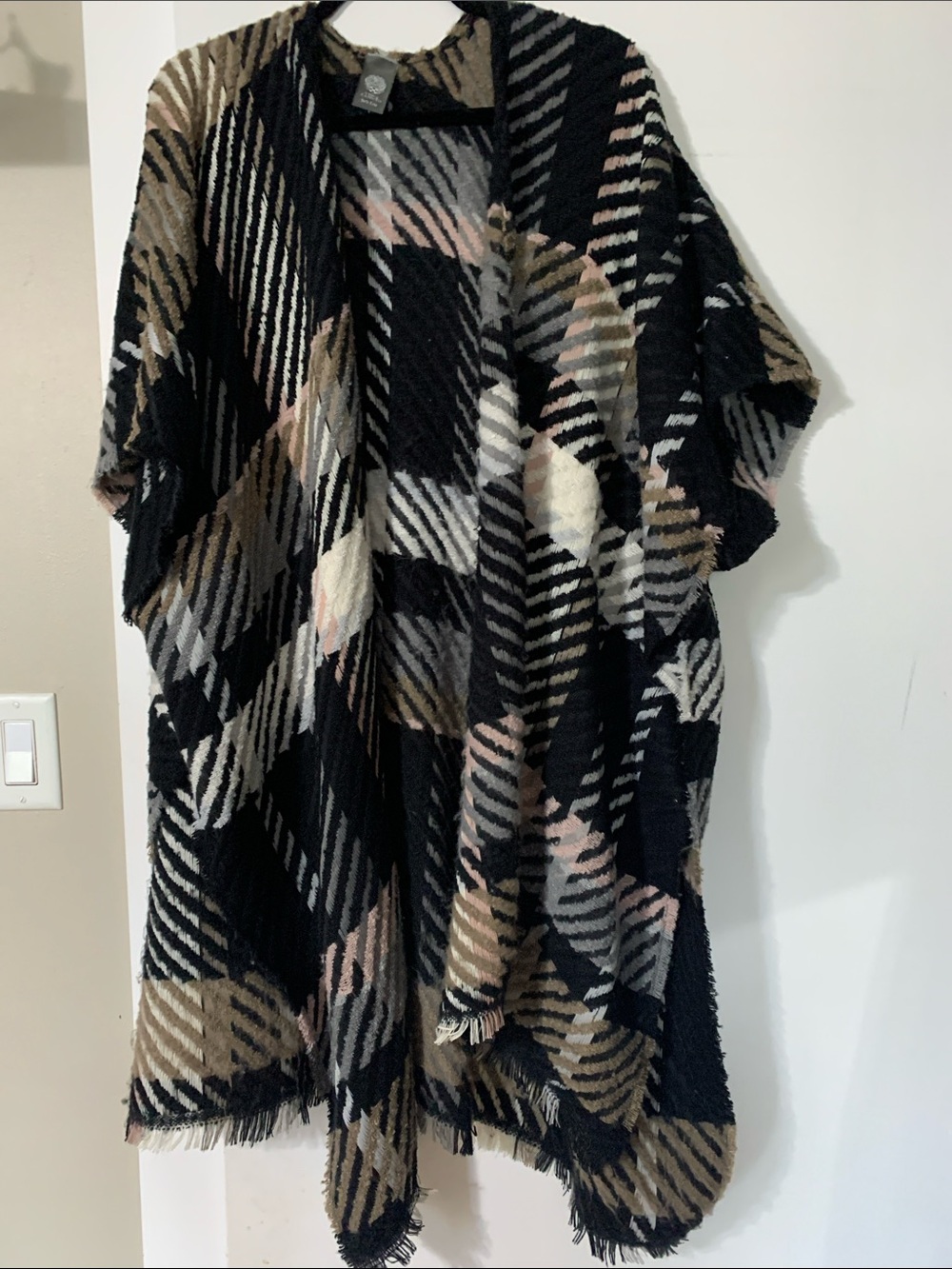 Vince Camuto Black Plaid Open-Front Sweater Poncho
